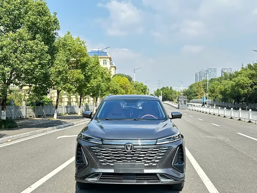 Changan CS75PLUS 2023 из CN, фото 2