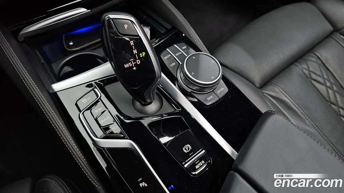 BMW 5-Series 2021 из KR, фото 9