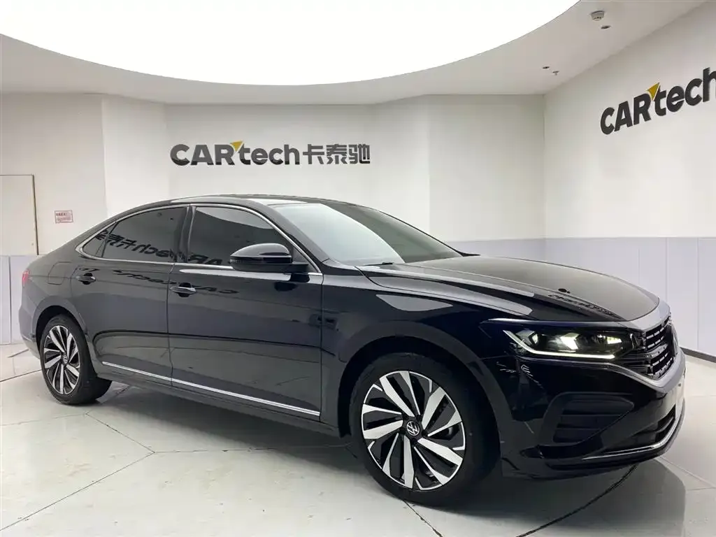 Volkswagen Passat 2024 из CN, фото 2