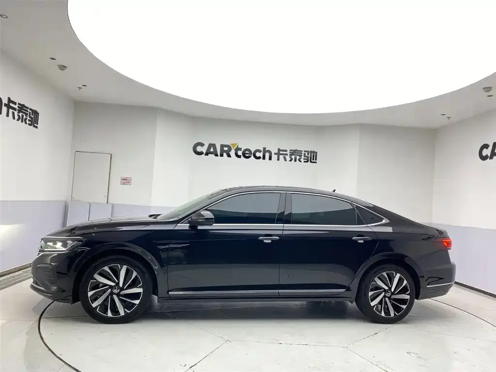 Volkswagen Passat 2024 из CN, фото 4
