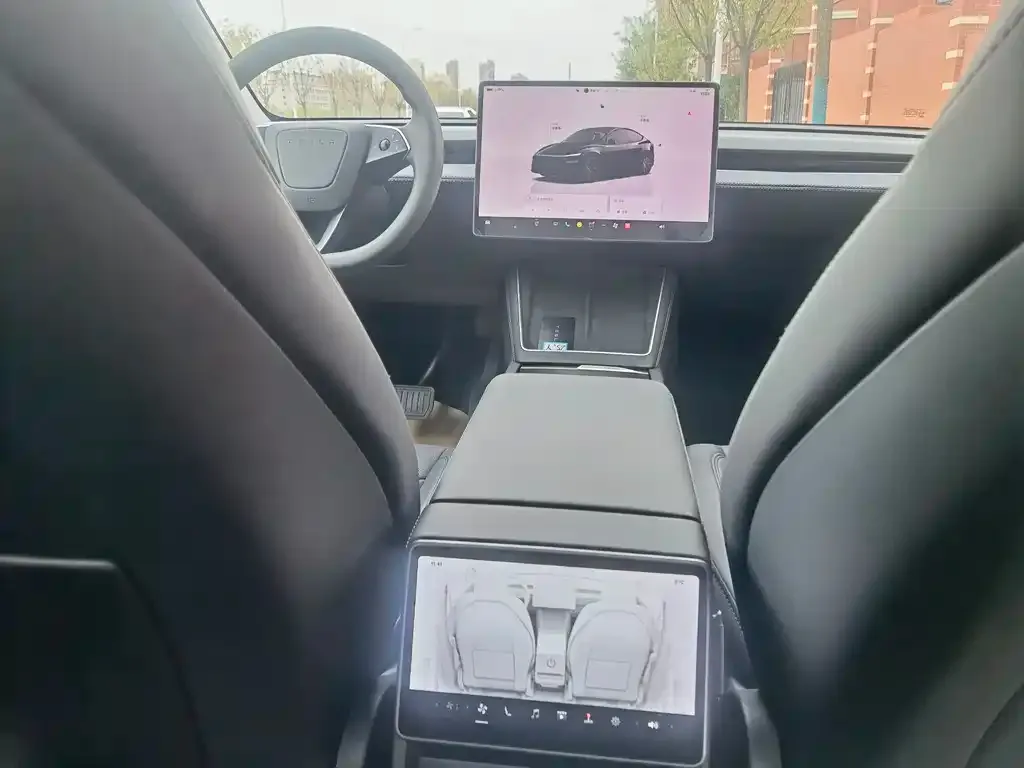 Tesla Model Y 2025 из CN, фото 6