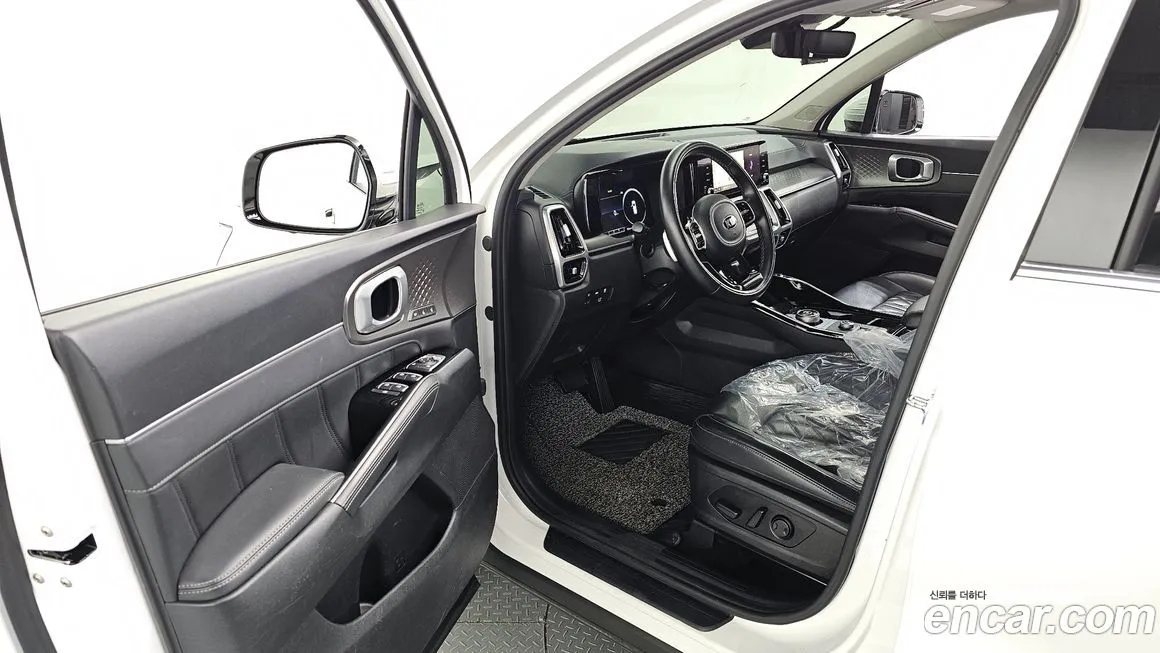 Kia Sorento — фото 10