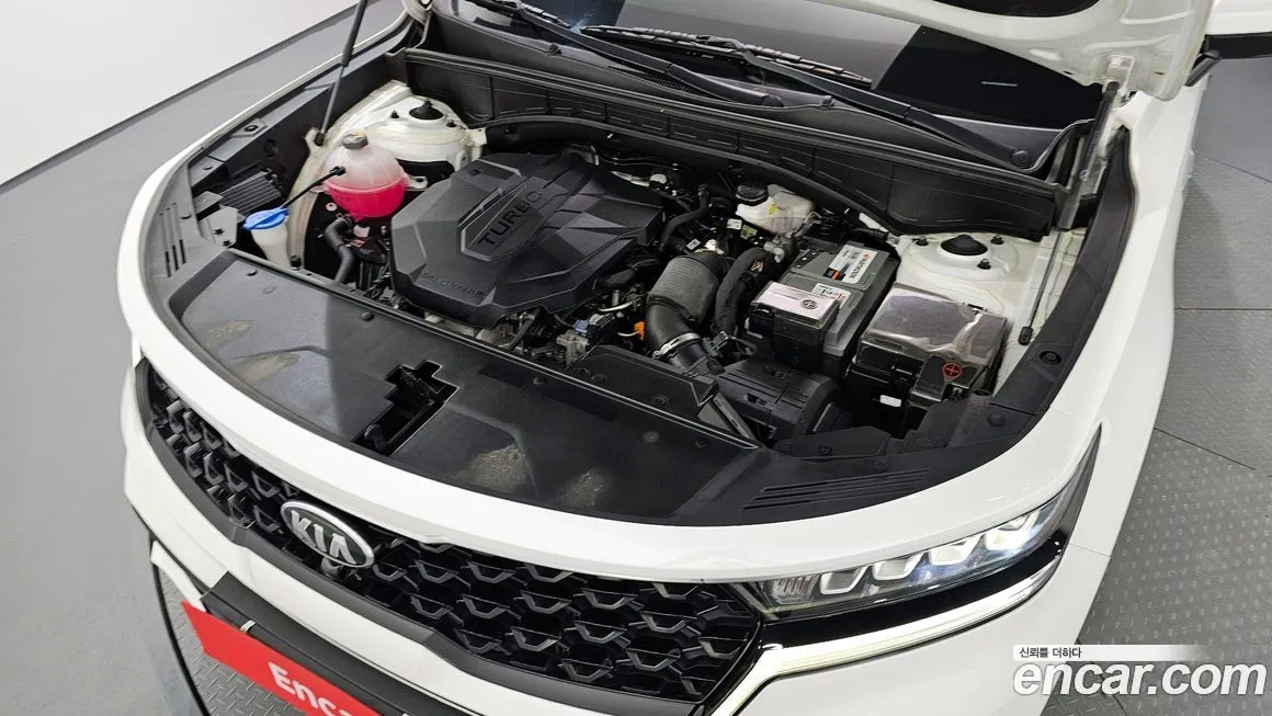 Kia Sorento — фото 6