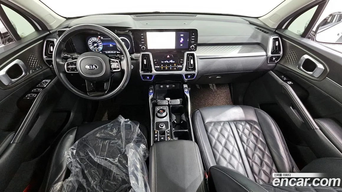 Kia Sorento — фото 7