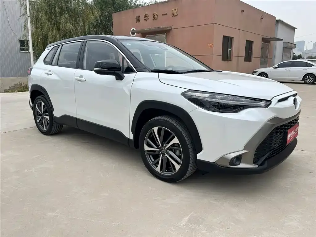 Toyota Frontlander 2022 из CN, фото 3