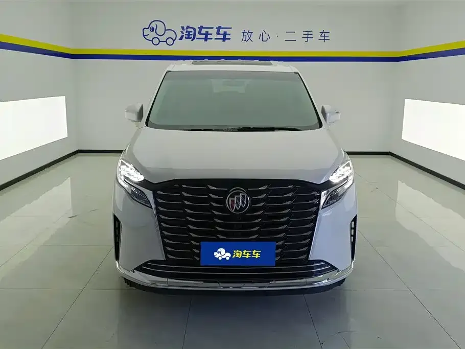 Buick GL8 2023 из CN, фото 2