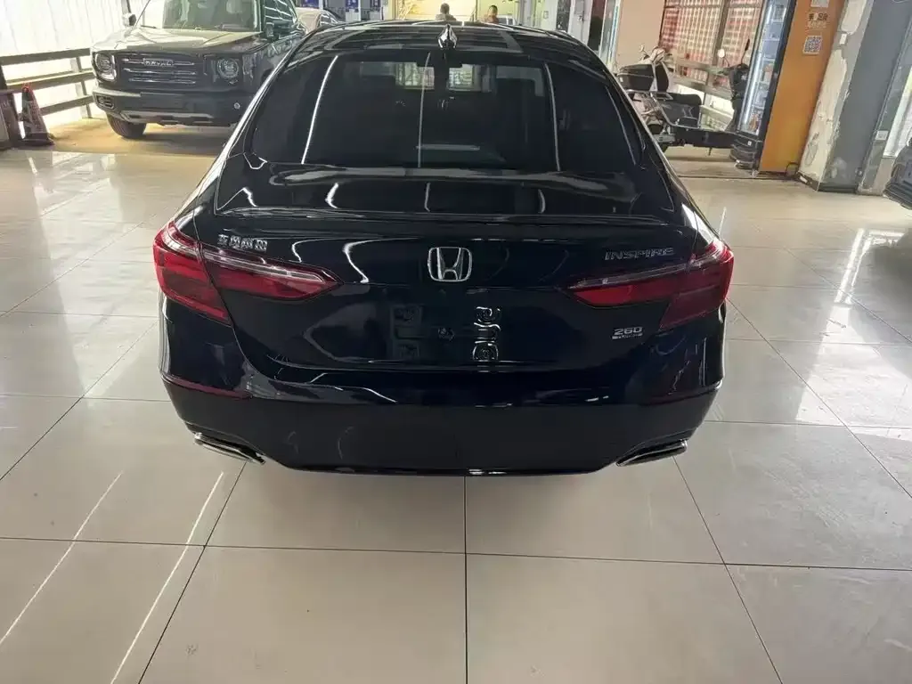 Honda Inspire — фото 4