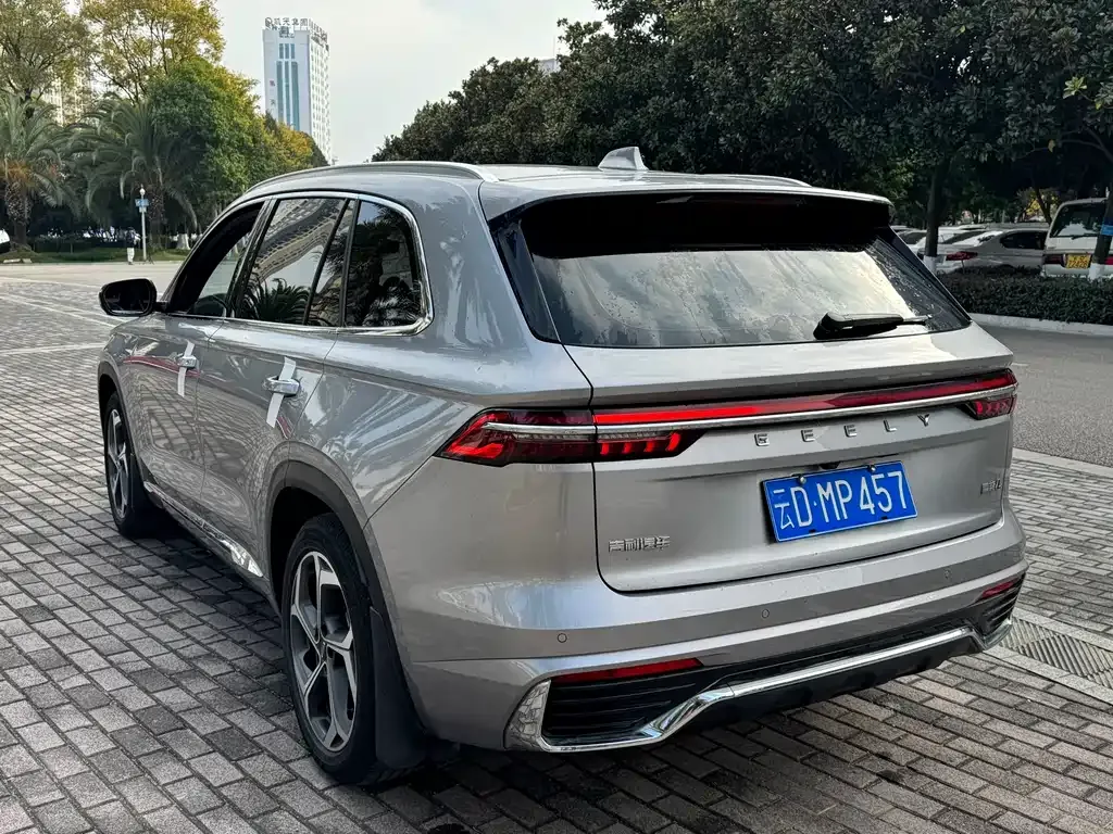 Geely Xingyue L — фото 7