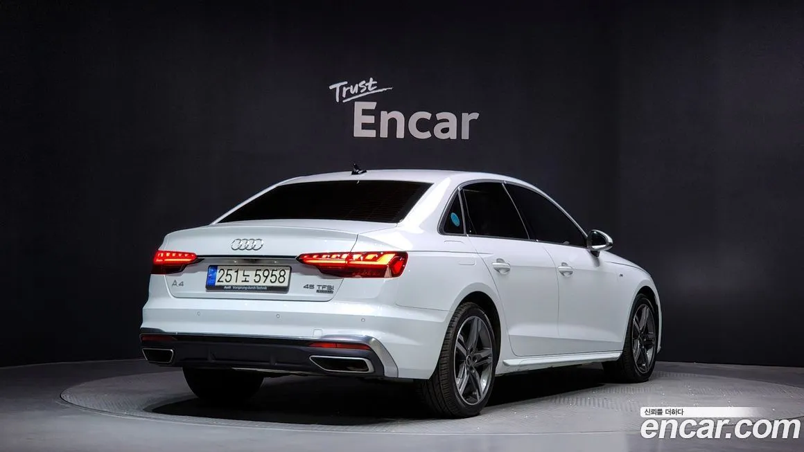 Audi A4 2021 из KR, фото 2