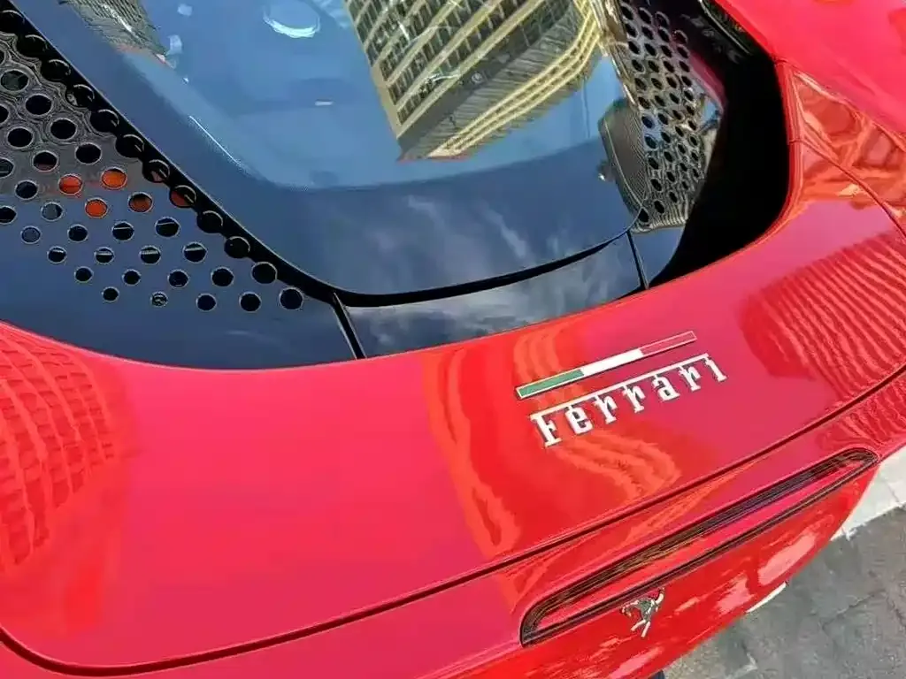 Ferrari SF90 — фото 4