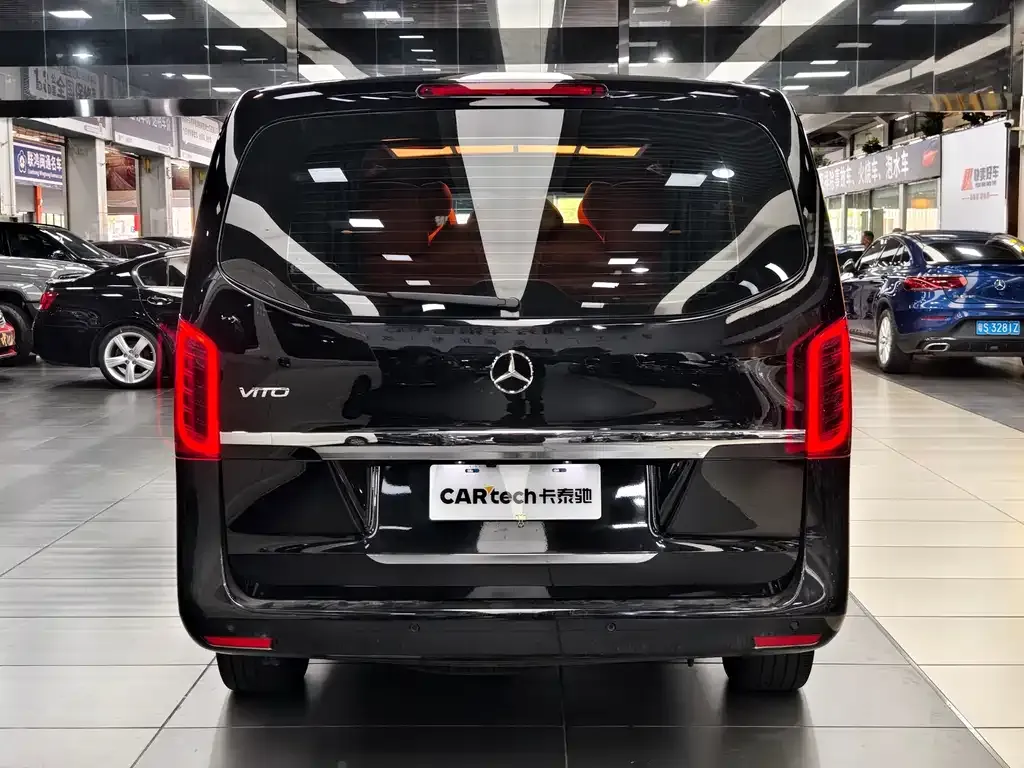 Mercedes-Benz Vito 2023 из CN, фото 6