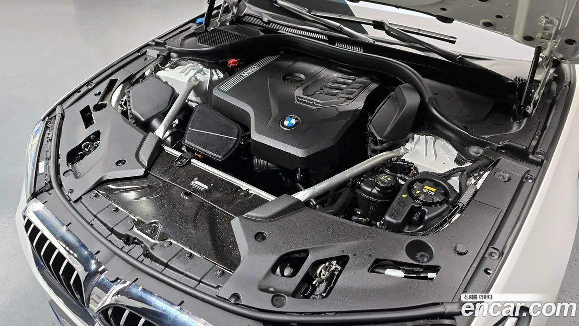 BMW 5-Series 2023 из KR, фото 6