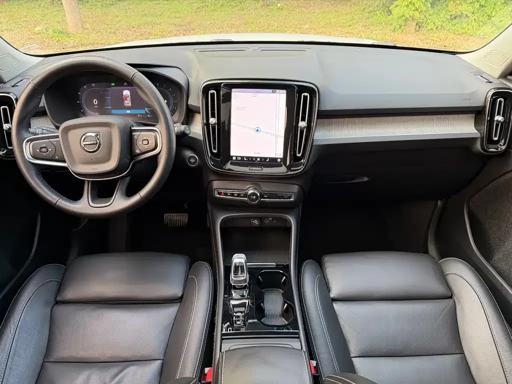 Volvo XC40 2022 из CN, фото 6