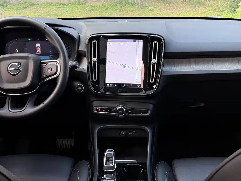 Volvo XC40 2022 из CN, фото 7