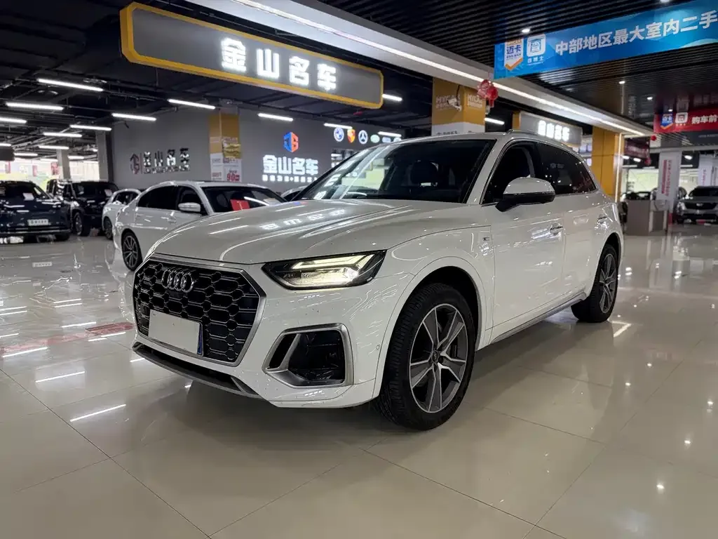 Audi Q5L 2021 из CN, фото 1