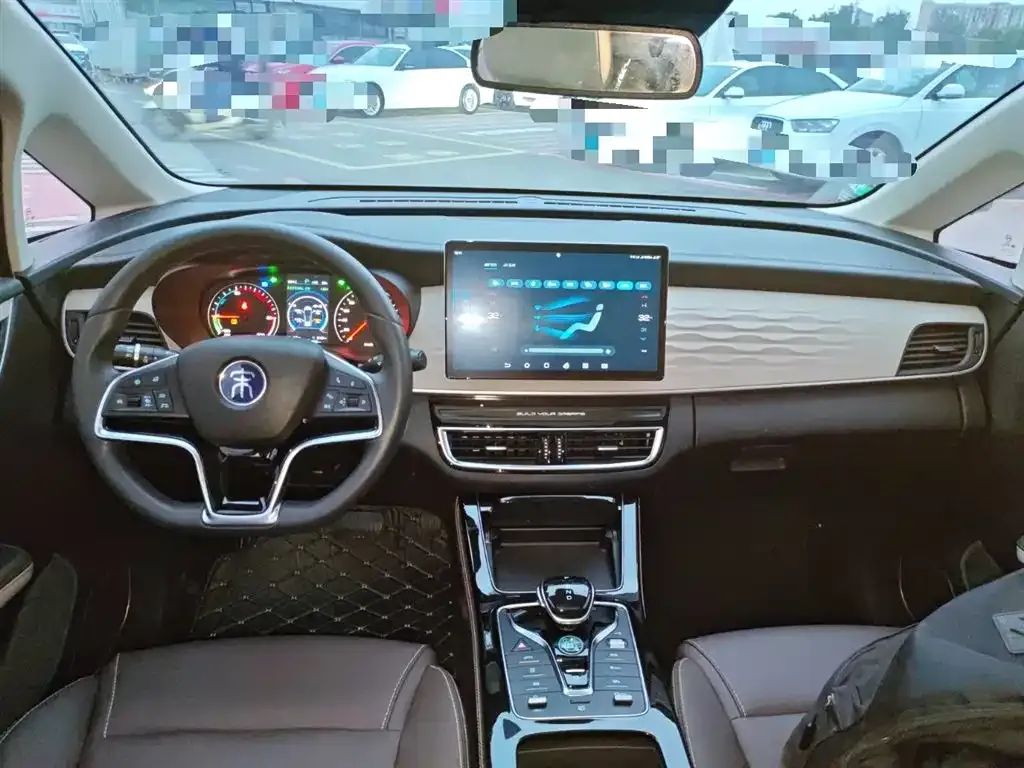 BYD MAX New Energy 2022 из CN, фото 10