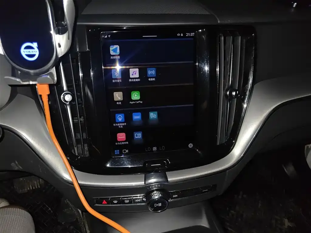 Volvo XC60 2022 из CN, фото 6