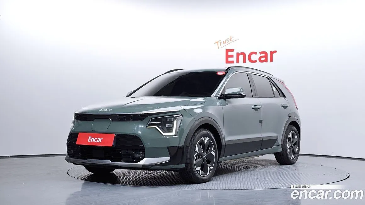 Kia Niro — фото 1
