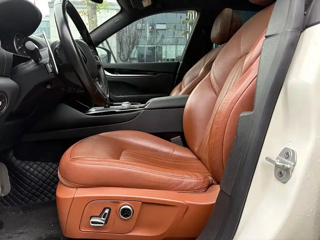 Maserati Levante 2021 из CN, фото 9