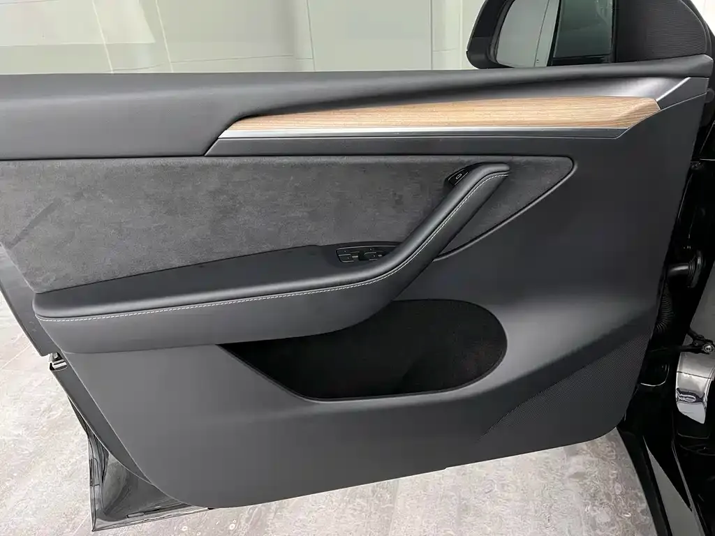 Tesla Model Y 2022 из CN, фото 6