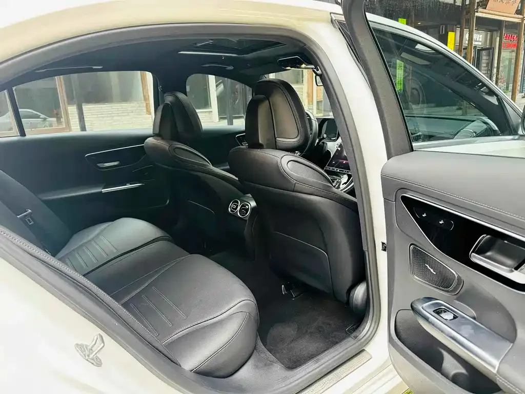 Mercedes-Benz C-Class 2023 из CN, фото 5