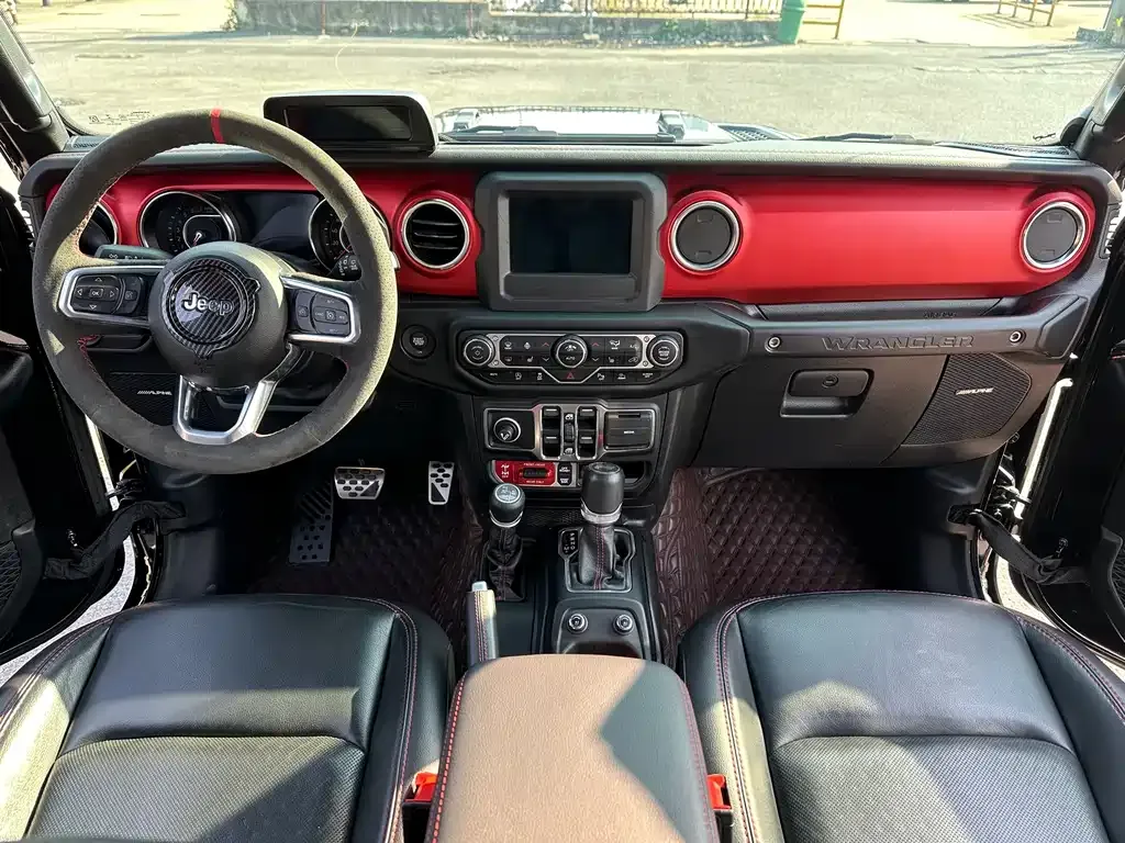 Jeep Wrangler — фото 5