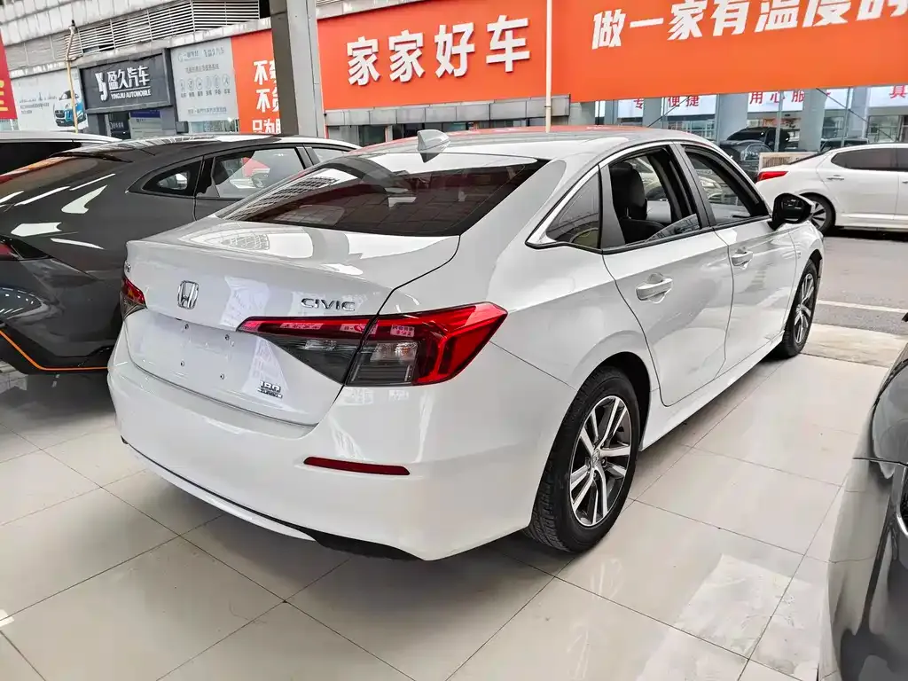 Honda Civic 2024 из CN, фото 10