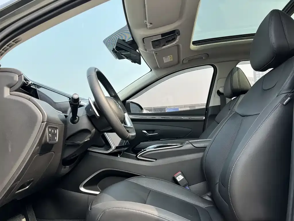 Hyundai Tucson 2022 из CN, фото 10
