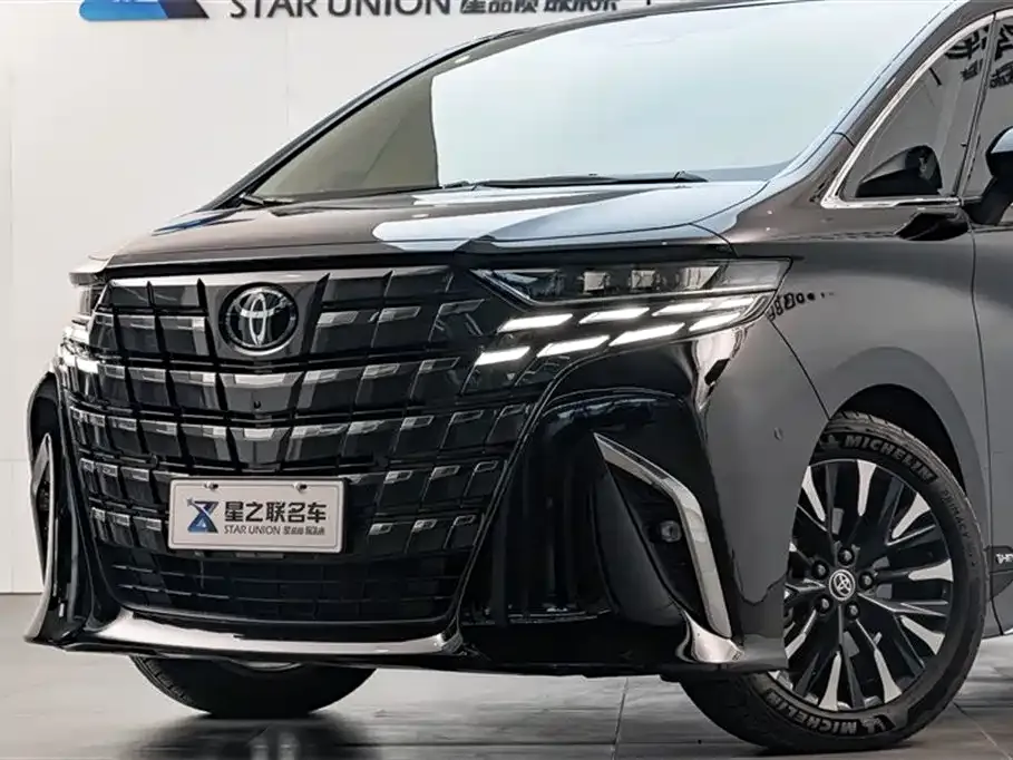 Toyota Alphard 2025 из CN, фото 2