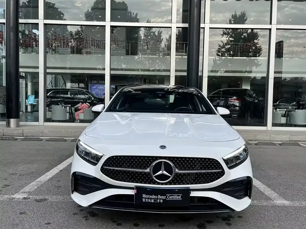 Mercedes-Benz A-Class 2023 из CN, фото 2