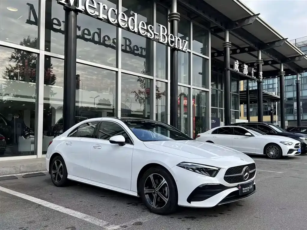 Mercedes-Benz A-Class 2023 из CN, фото 4