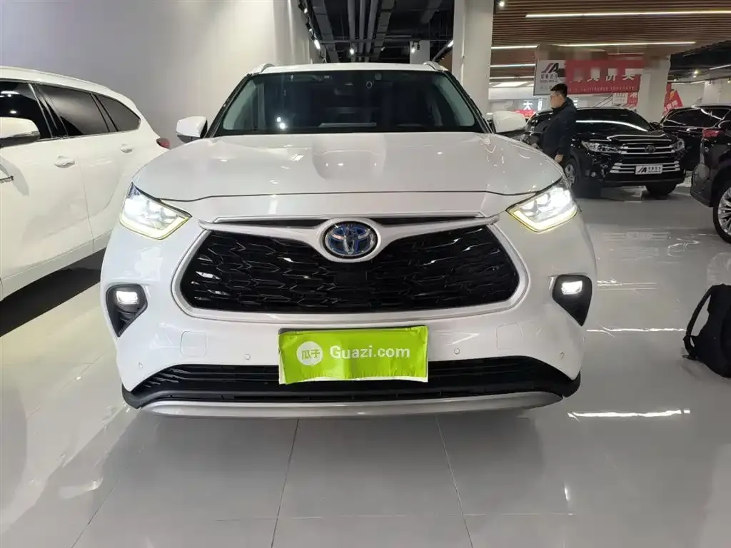 Toyota Highlander 2022 из CN, фото 3