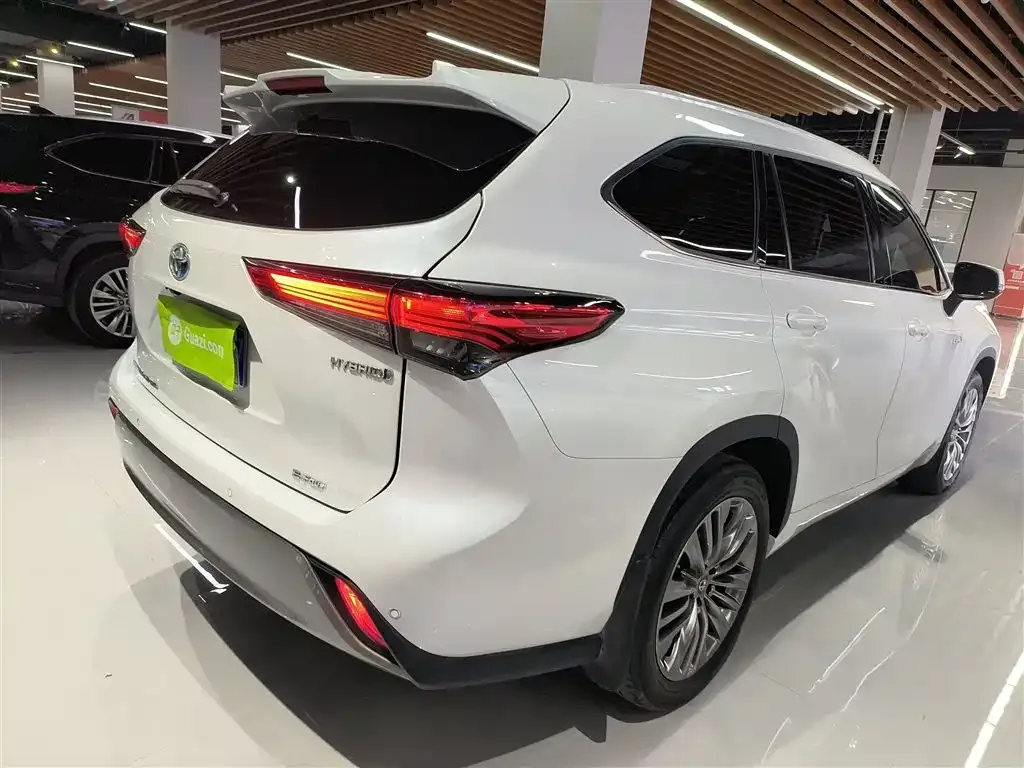 Toyota Highlander 2022 из CN, фото 7