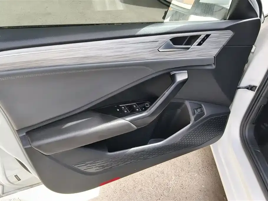Volkswagen Sagitar 2023 из CN, фото 7