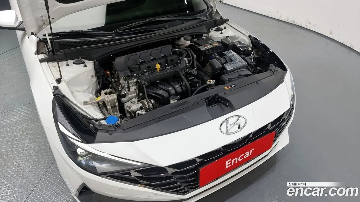 Hyundai AVANTE 2023 из KR, фото 6