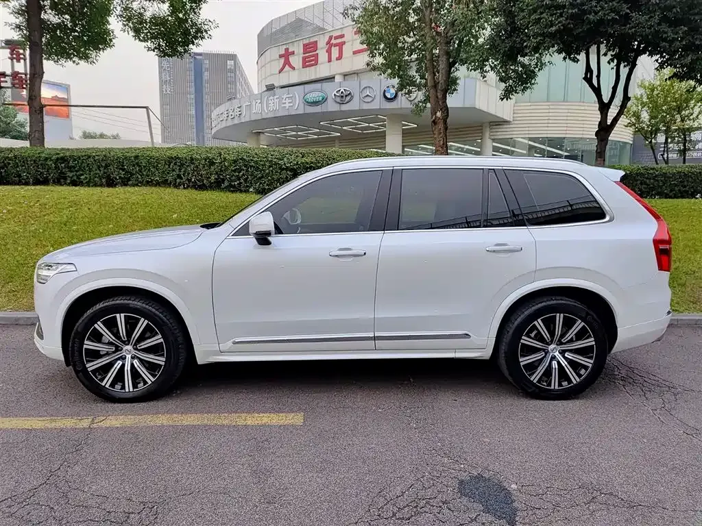 Volvo XC90 2021 из CN, фото 3