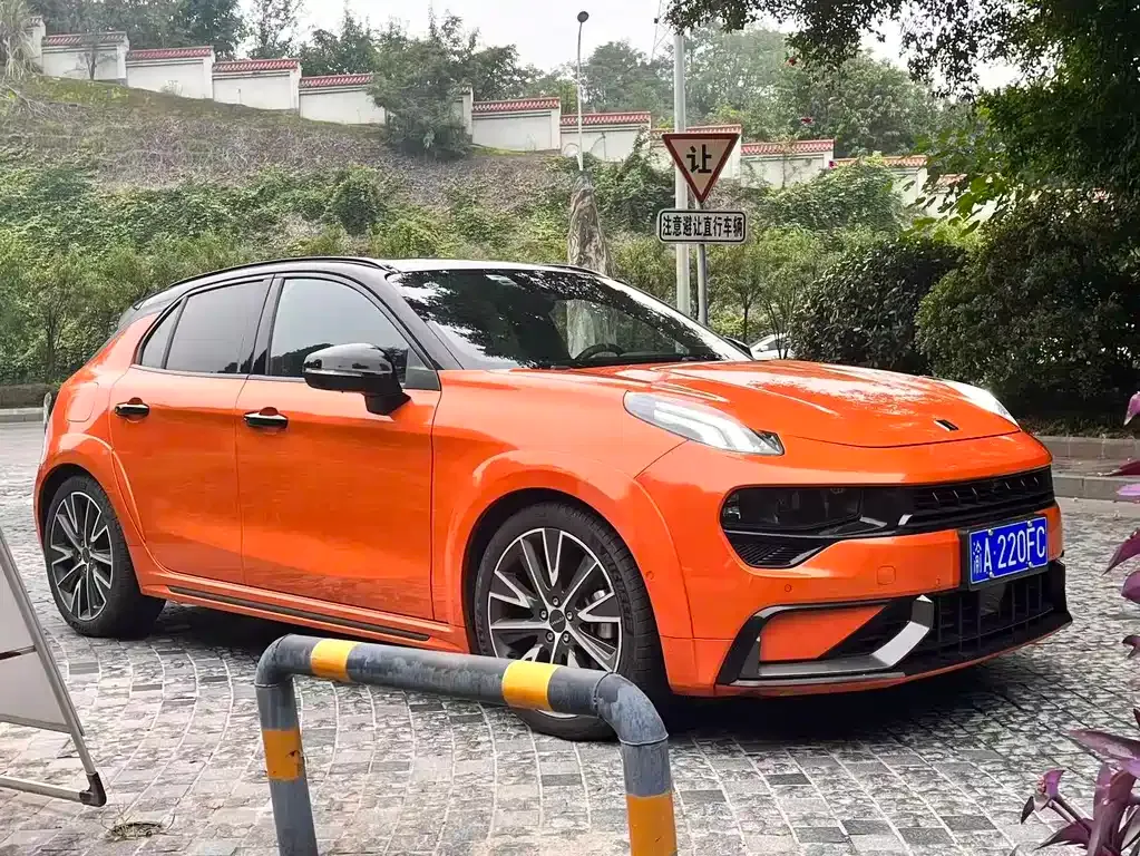 Lynk & Co 02 Hatchback 2022 из CN, фото 3