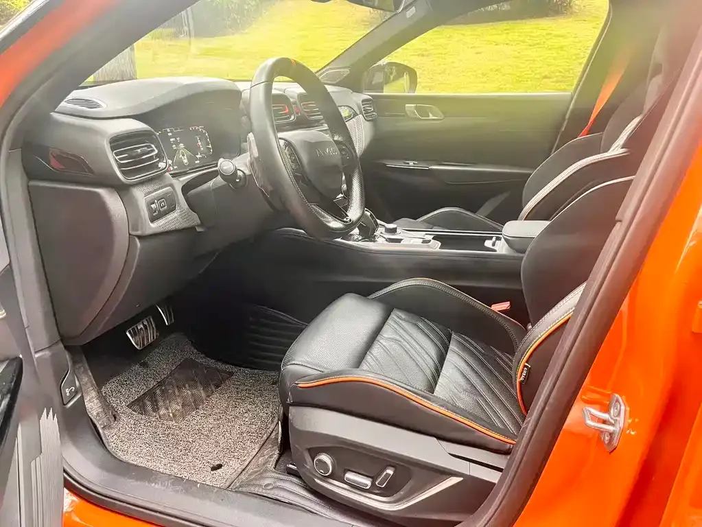 Lynk & Co 02 Hatchback 2022 из CN, фото 4