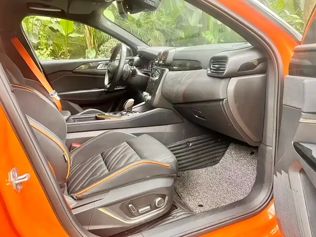 Lynk & Co 02 Hatchback 2022 из CN, фото 7