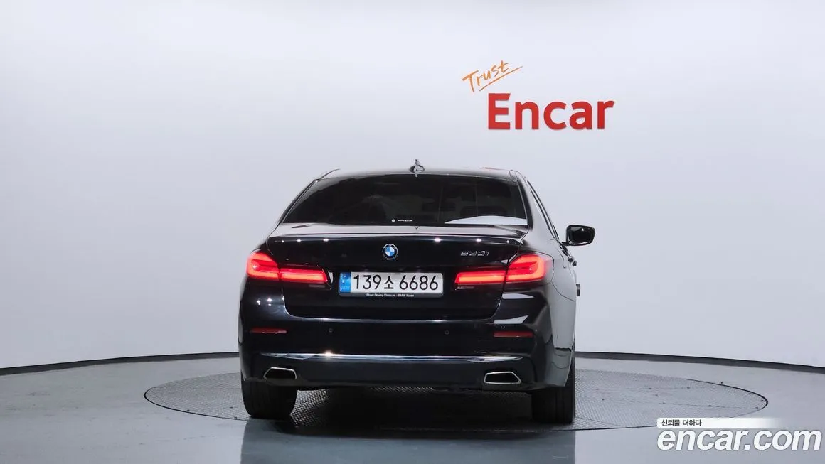 BMW 5-Series 2022 из KR, фото 4