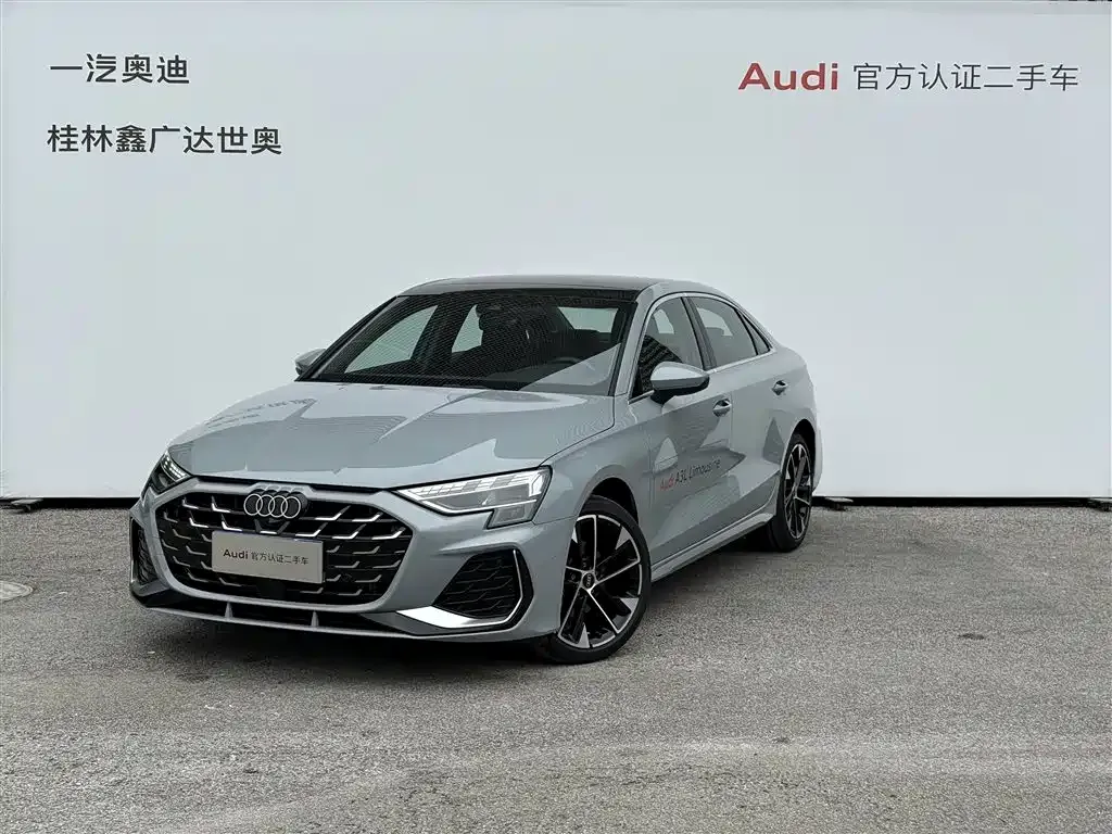 Audi A3 2024 из CN, фото 1