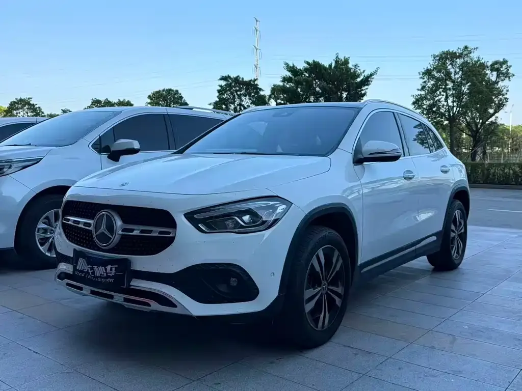 Mercedes-Benz GLA 2023 из CN, фото 1