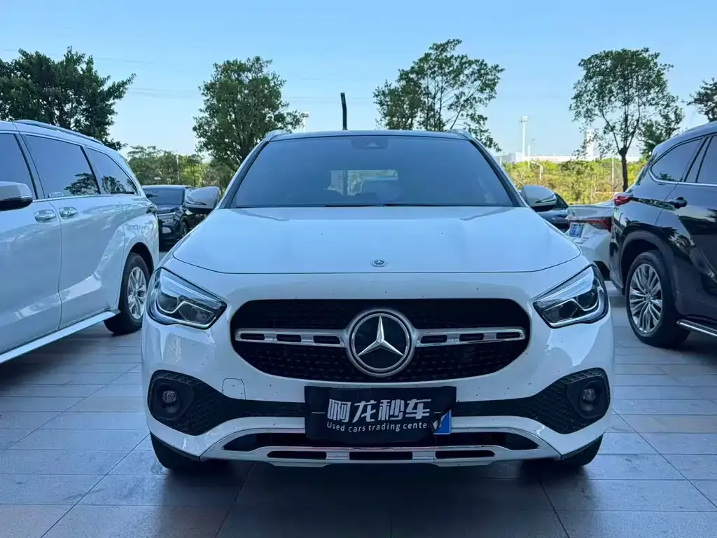 Mercedes-Benz GLA 2023 из CN, фото 2