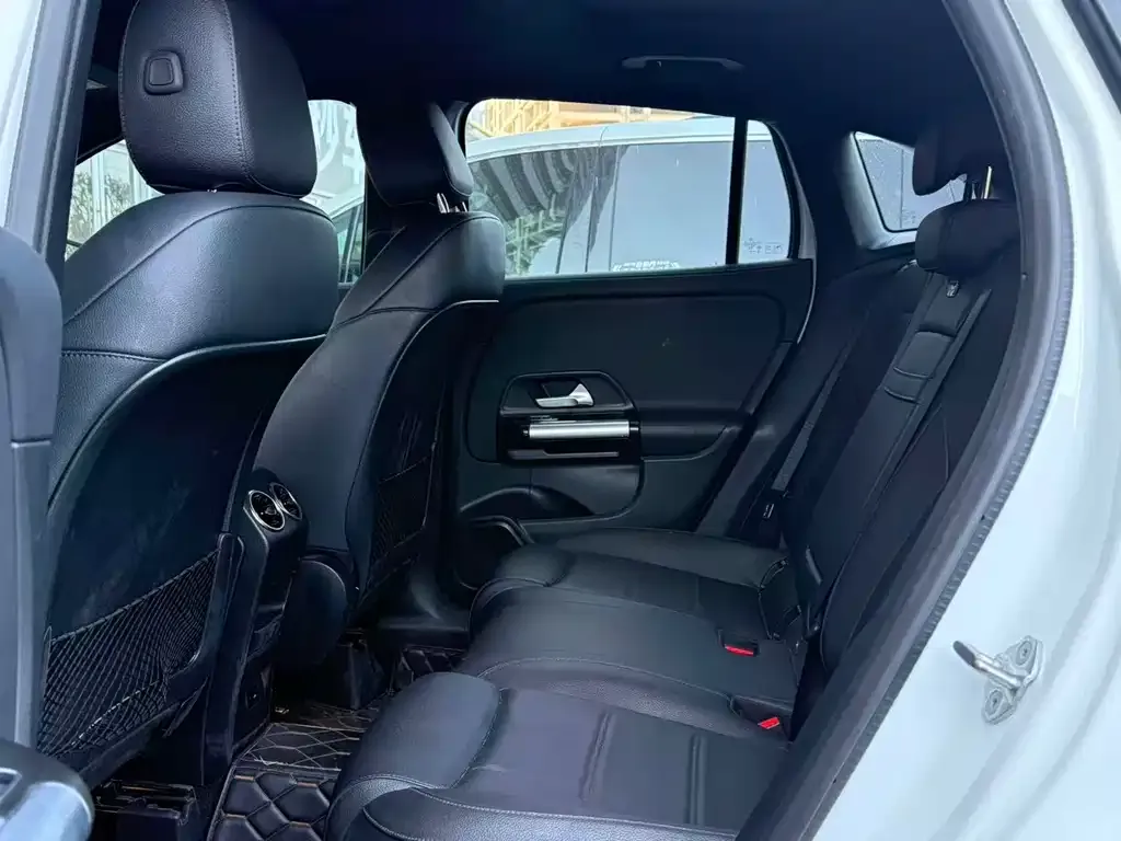 Mercedes-Benz GLA 2023 из CN, фото 5