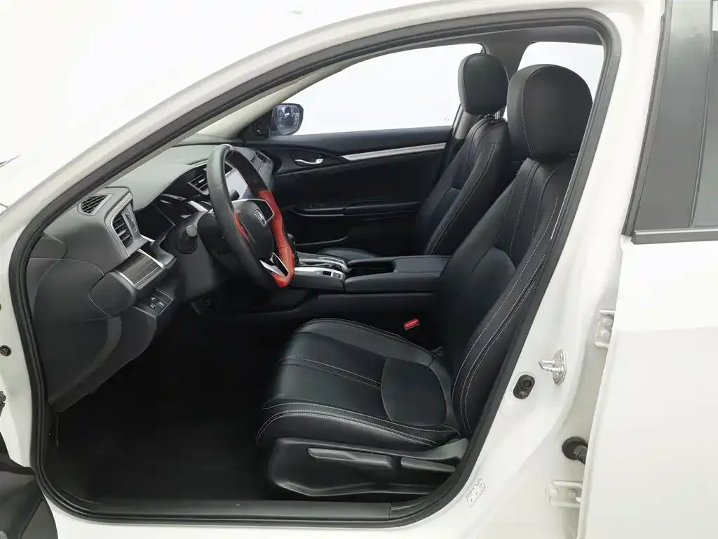 Honda Civic — фото 10