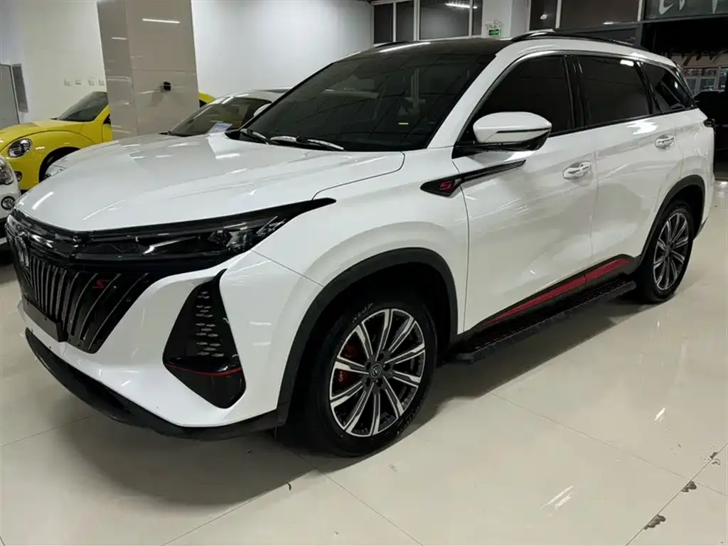 Changan CS75PLUS 2023 из CN, фото 2