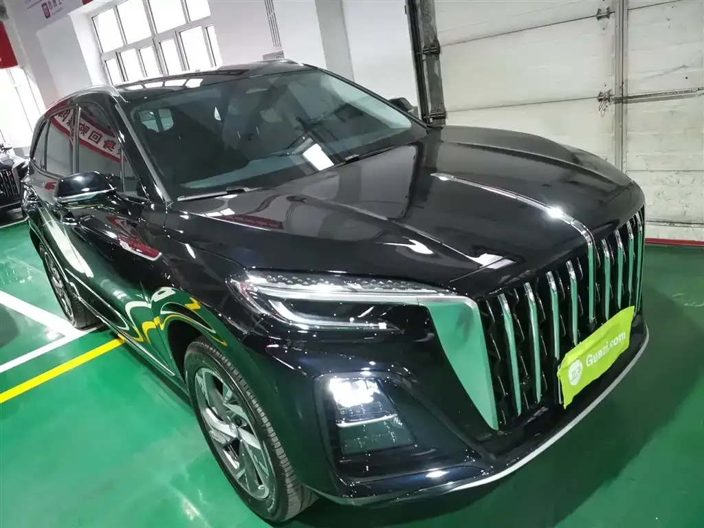 Hongqi HS3 PHEV — фото 4