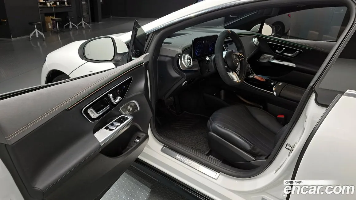 Mercedes-Benz EQE 2023 из KR, фото 10