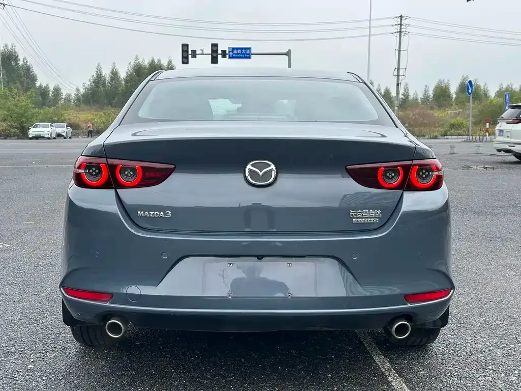 Mazda 3 Axela 2023 из CN, фото 7