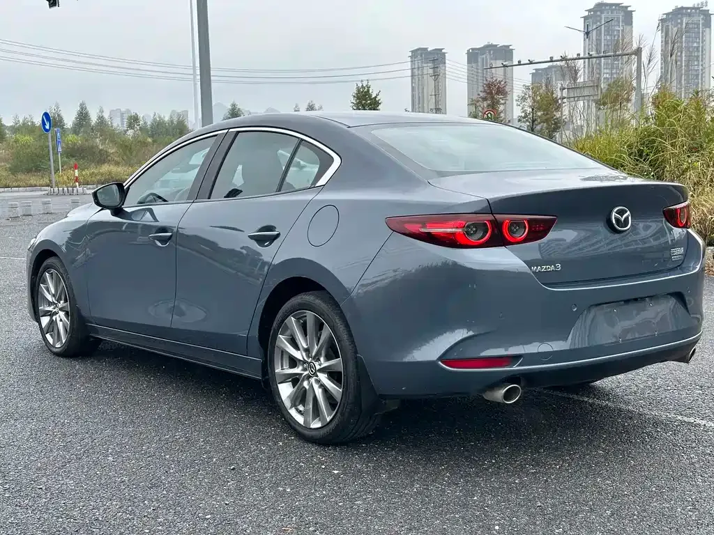Mazda 3 Axela 2023 из CN, фото 9